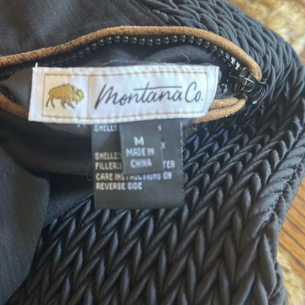 Montana Co. Fur Long Vest 20”p2p 31” long sz M/L reversible - Picture 9 of 9